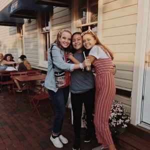 Meet your Posher, Joanna